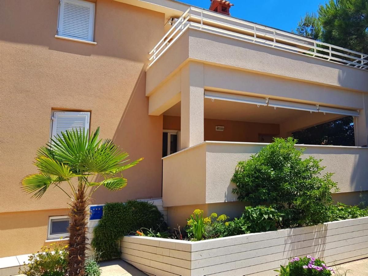 Apartmani Vrancic Мандре Екстер'єр фото
