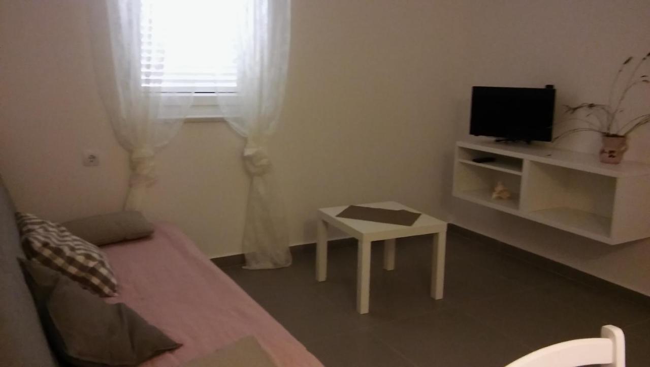 Apartmani Vrancic Мандре Екстер'єр фото