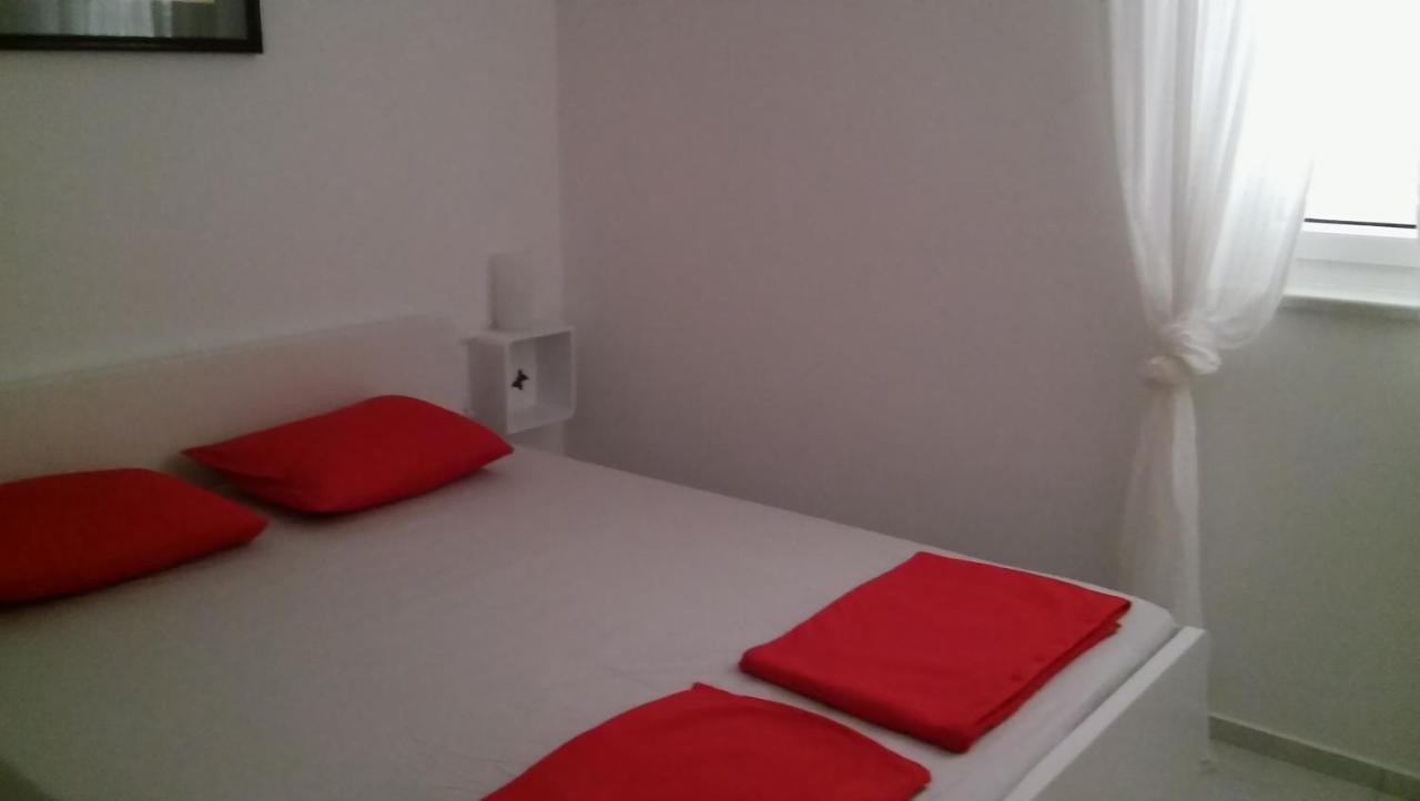 Apartmani Vrancic Мандре Екстер'єр фото