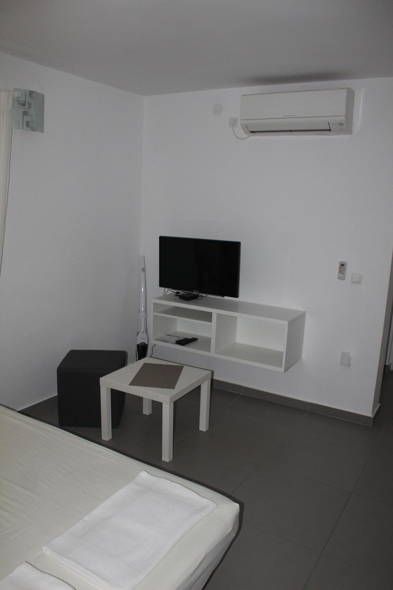 Apartmani Vrancic Мандре Екстер'єр фото